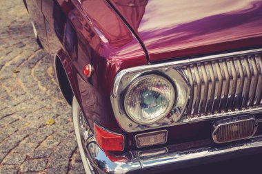 Retro Vintage kırmızı otomobil