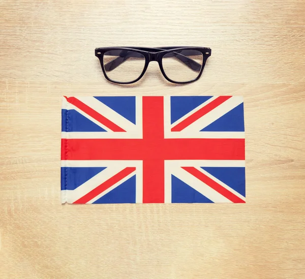 Ucz Się Angielskiego Okulary Flaga Wielkiej Brytanii Stole Jest Wolna — Zdjęcie stockowe