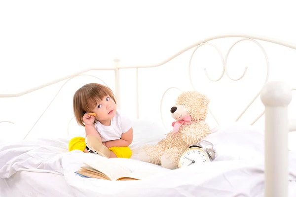 Baby girl with teddy bear — Stock Photo, Image