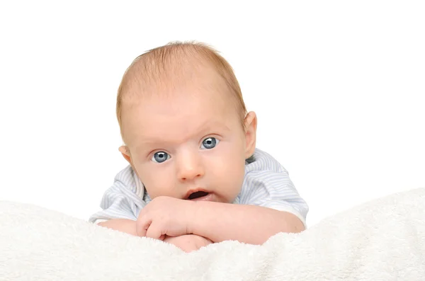 Lilla bebis på vit bakgrund — Stockfoto