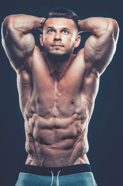 Sterke atletische man fitness model romp weergegeven: zes pack abs. is — Stockfoto