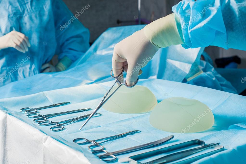 как становятся пластическими хирургами