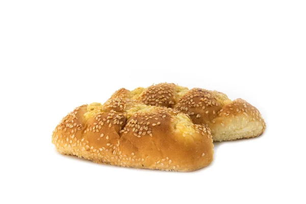 Beyaz zemin üzerine susam sarımsaklı ekmek