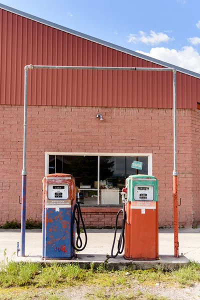 Abandoned Fuel Pump — Stock Photo, Image