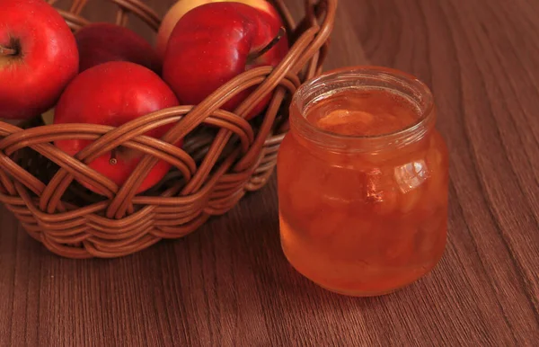 Köstlich Duftende Hausgemachte Marmelade Aus Äpfeln — Stockfoto