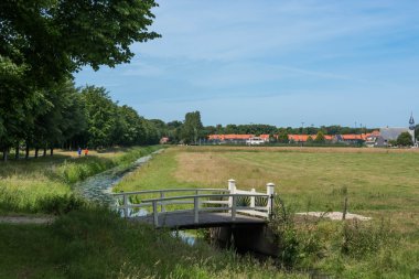 Küçük Beyaz Köprü