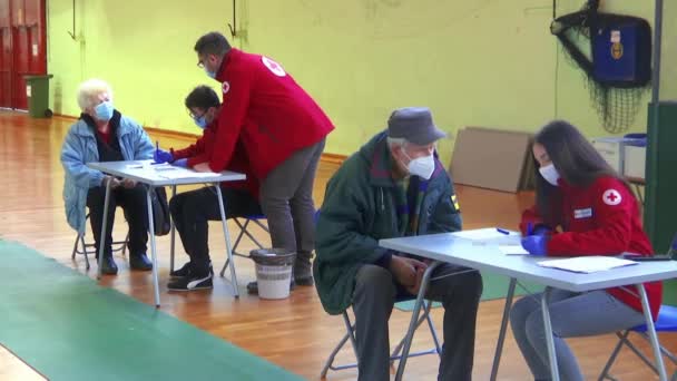 Covid Vacinação Coleta Dados Por Pacientes Video Clip — Vídeo de Stock