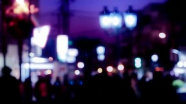 Sokaklarda gece hayatı