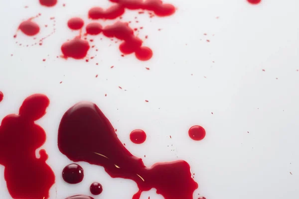 Blutstropfen Auf Weißem Hintergrund Blick Von Oben Blutstropfen Isoliert Auf — Stockfoto