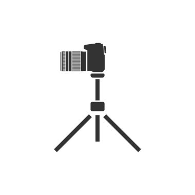 Bir tripodun üzerinde profesyonel bir fotoğraf ve video kamera simgesi. Fotoğraf stüdyosu için ekipman..