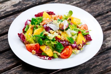 Taze sebze Mango karışık salata