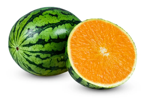 Vers hele sappige watermeloen gesneden wich oranje smaak. geïsoleerd op witte achtergrond — Stockfoto