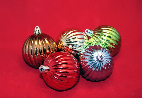 Noel ağacı dekoratif topları