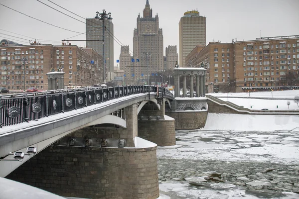 Kış Moskova Beregkovskaya Street Köprüsü