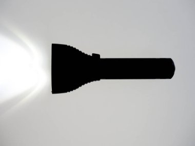 Beyaz bir arkaplanda parlak bir ışınla bir meşalenin basit bir grafik resmi