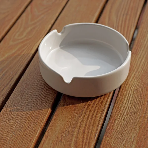 Empty white ashtray — Stock Photo, Image