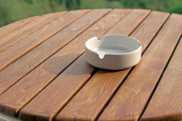 Empty white ashtray — Stock Photo, Image