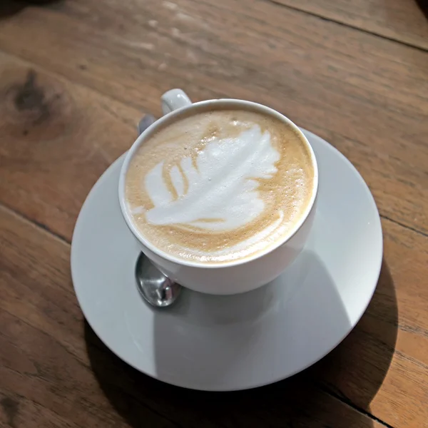 Café chaud latte art — Photo