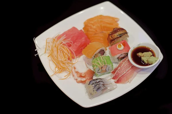 Close-up de rolos de sushi — Fotografia de Stock