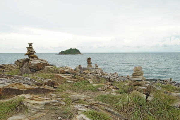 Cairn, pile de pierres — Photo