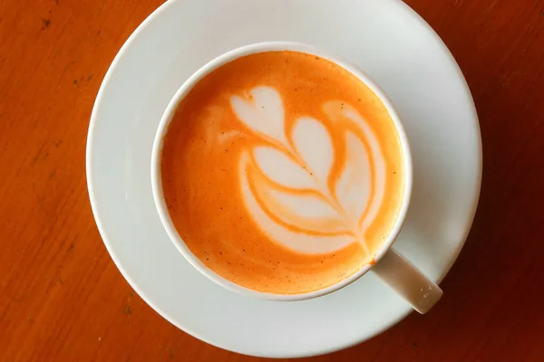 Con Leche Caliente Con Leche Tailandesa Taza Sobre Mesa —  Fotos de Stock