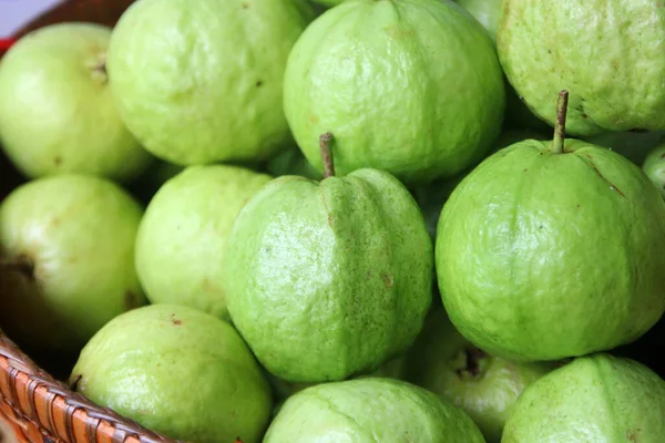 Pila Fruta Guayaba Bandeja Mercado — Foto de Stock