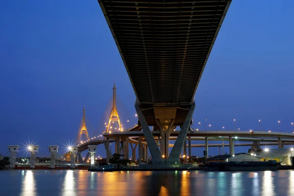 Pont suspendu par câble — Photo