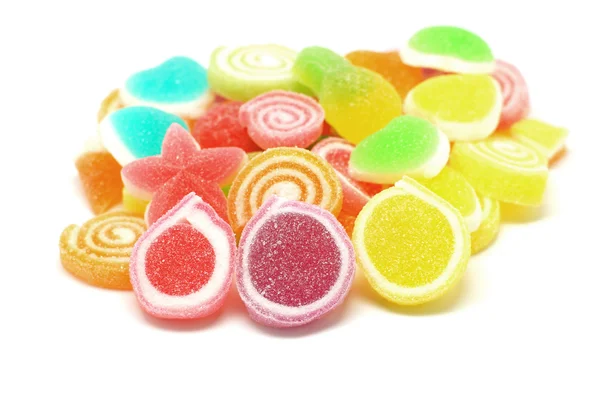 Caramelle alla gelatina dolci con zucchero isolato su bianco — Foto Stock
