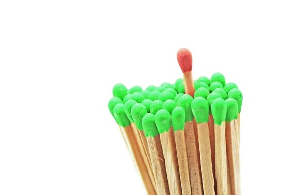 Een matchstick staande uit van andere — Stockfoto