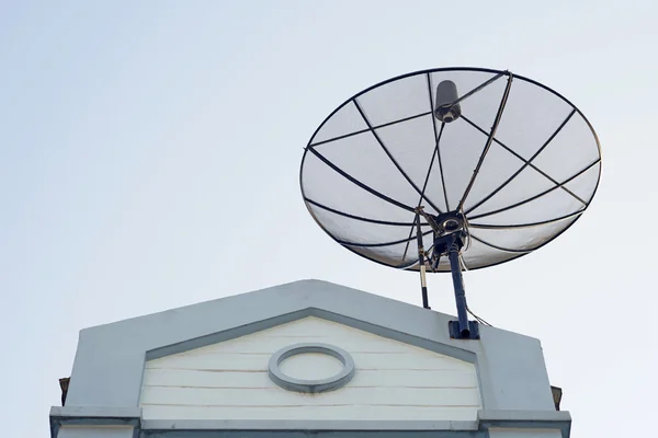 Satellite dish on roof — Stock Photo, Image