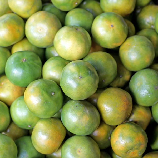 Orange douce au marché aux fruits — Photo