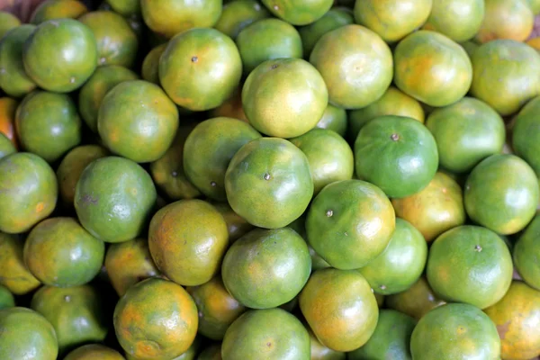 Laranja doce no mercado de frutas — Fotografia de Stock