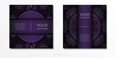 Eski Hint mandala süsüsüyle gösterişli mor bir kartpostal şablonu. Zarif ve klasik vektör elementleri baskı ve tipografi için hazır.