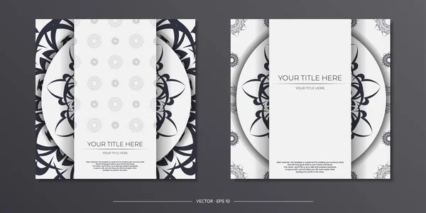 Luxurious Preparation White Postcards Vintage Black Patterns Template Printing Invitation — Stock Vector