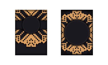 Siyahlı bir kartpostal ve Slav süsü. Metin ve vintage desenleriniz için boşluk içeren davet kartı tasarımı.