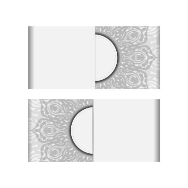 Metinleriniz ve kalıplarınız için boşluk içeren davetiye kartı tasarımı. Siyah mandala süslemeli beyaz kart tasarımı.