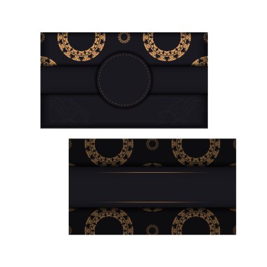 Siyah broşür ve kahverengi Yunan süsü