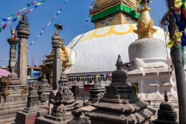 Maymun Tapınağı olarak da bilinen Swayambhunath, Nepal Katmandu 'nun kalbinde yer almaktadır ve UNESCO tarafından Dünya Mirası ilan edilmiştir.