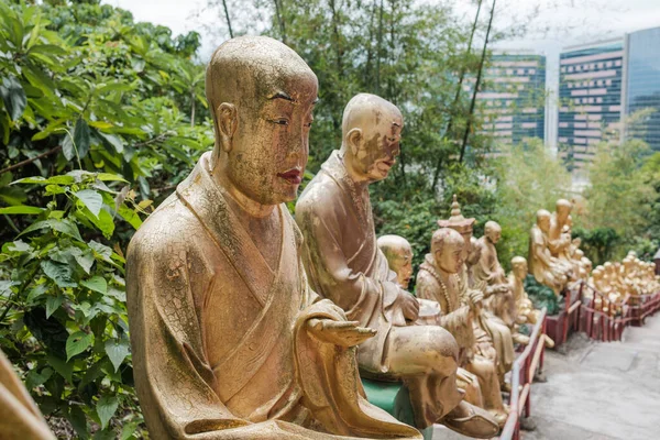 Estátua Budas Dourados Dez Mil Budas Mosteiro Local Viagem Sha — Fotografia de Stock