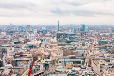 St. Paul Katedrali ve çevresi. Londra 'nın ticari kalbi.