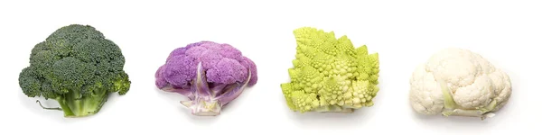 Beyaz bir arka plan brokoli izole — Stok fotoğraf