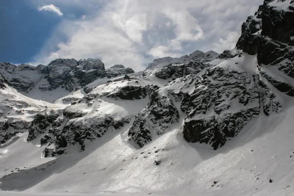 Neve nas montanhas polonesas — Fotografia de Stock