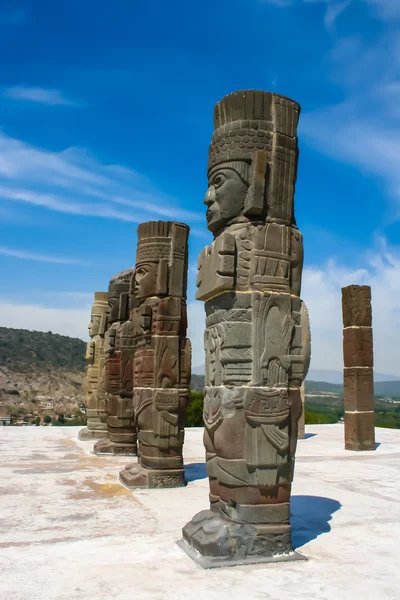 Toltec-Skulpturen lizenzfreie Stockbilder