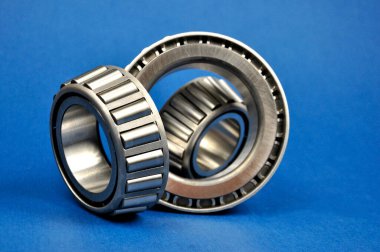 Mavi arka planda paten yönleri. Yedek parçalar.