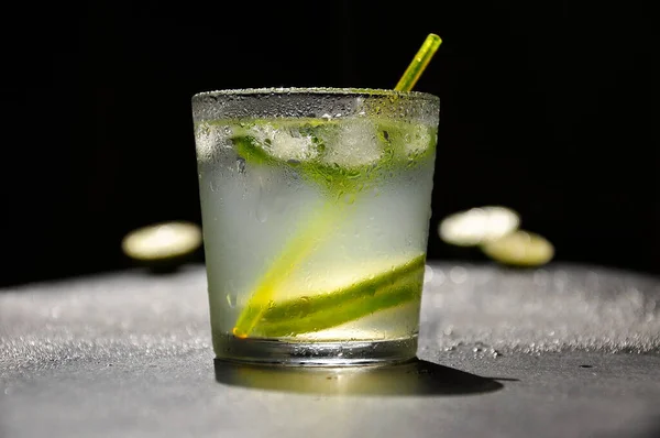 Succo Naturale Con Menta Lime Bicchiere — Foto Stock