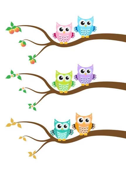 Cartoon owl on a tree — Stock Vector