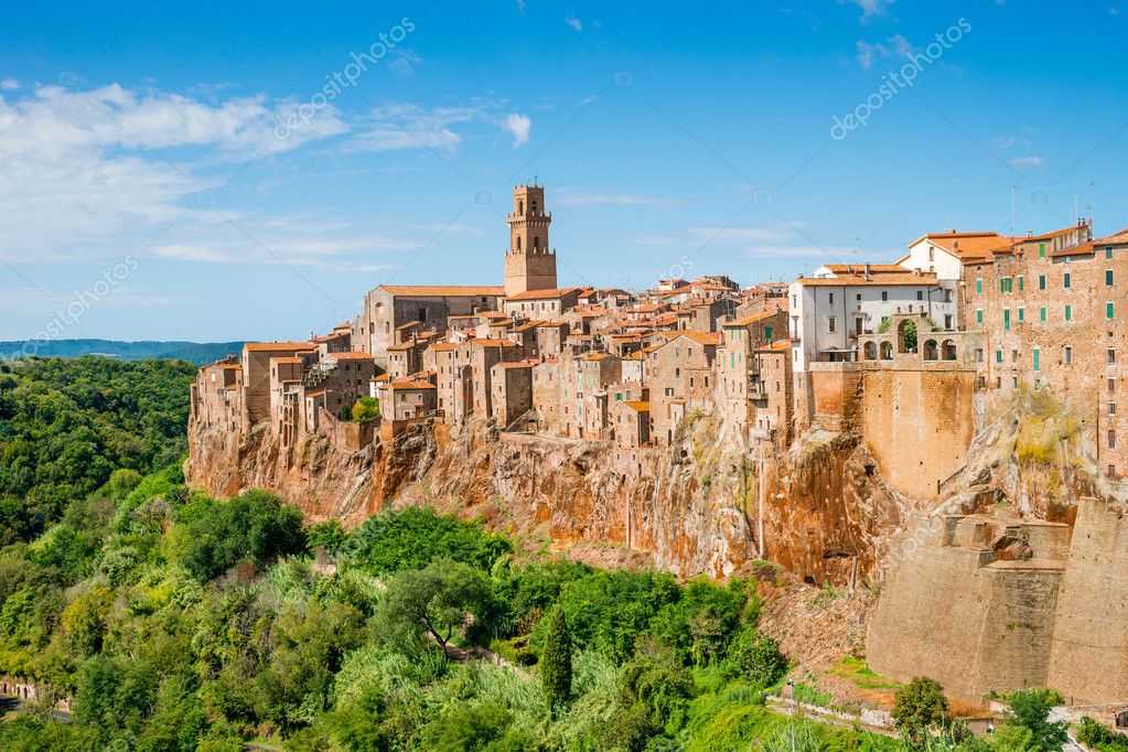 Pitigliano