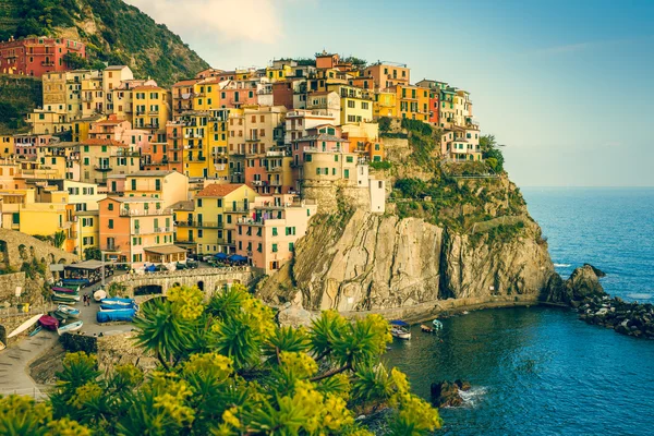 Ciudad en las rocas Cinque Terre Liguria Italia — Foto de Stock