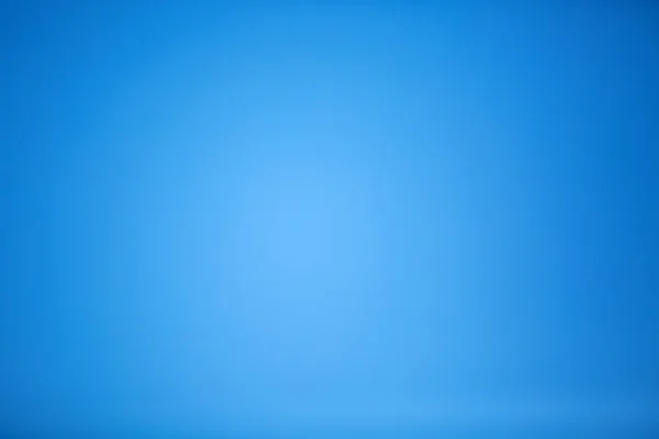 Mavi bir gökyüzü bulutlar olmadan