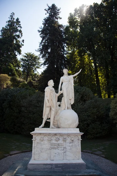 Estátua, Villa Melzi, Lago de Como — Fotografia de Stock